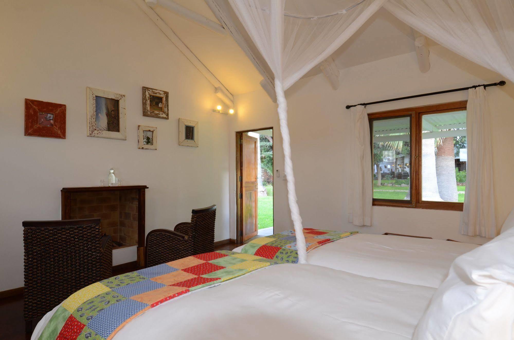 Kalahari Farmhouse, Namibia Мариентал Екстериор снимка